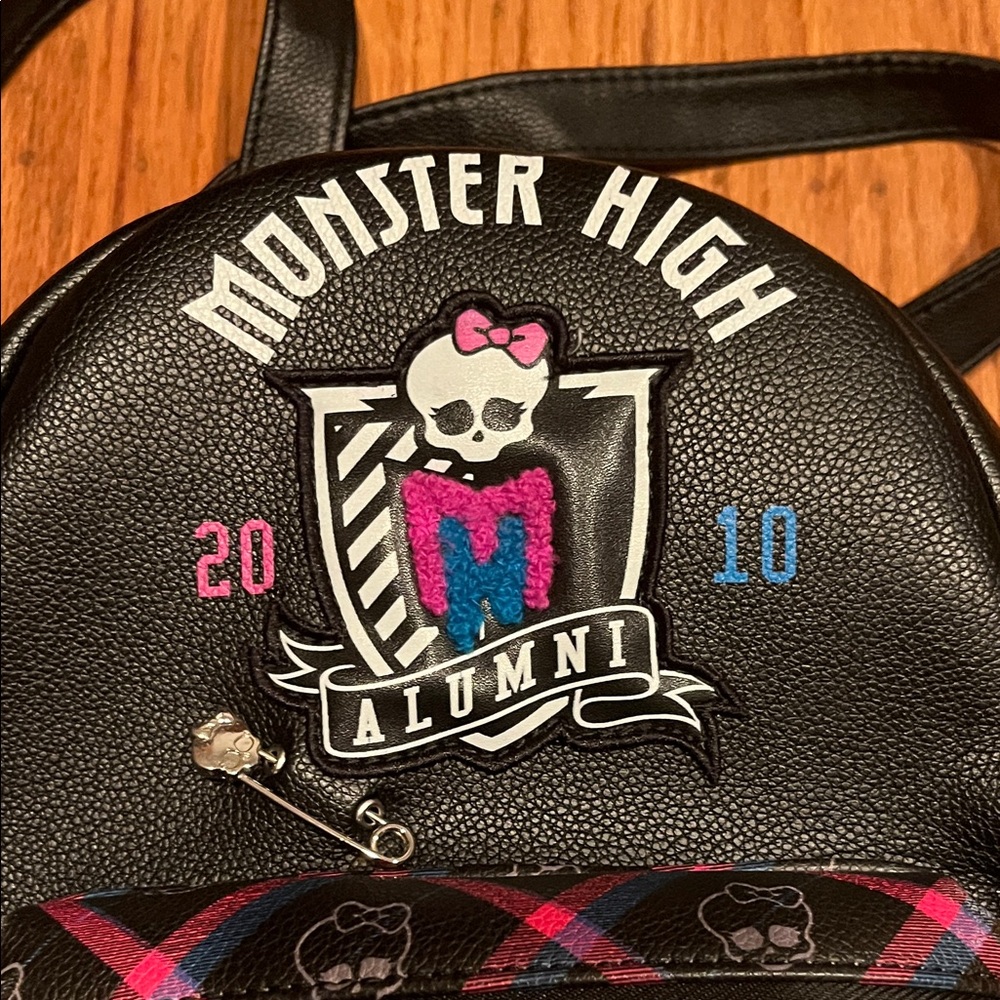 Monster High Black and Pink Backpack for Hot Topic - Picture 2 of 7